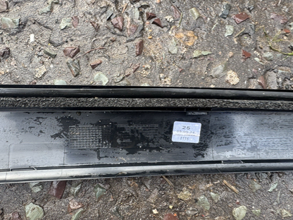 LR RANGE ROVER VELAR L560 Windshield Right Vertical Trim J8A2-025A52-A 2018