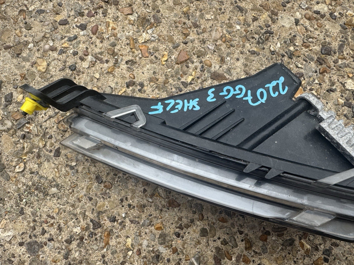 broken lugs LAND ROVER RANGE ROVER EVOQUE L551 Front Left Fog Light K8D2-15201