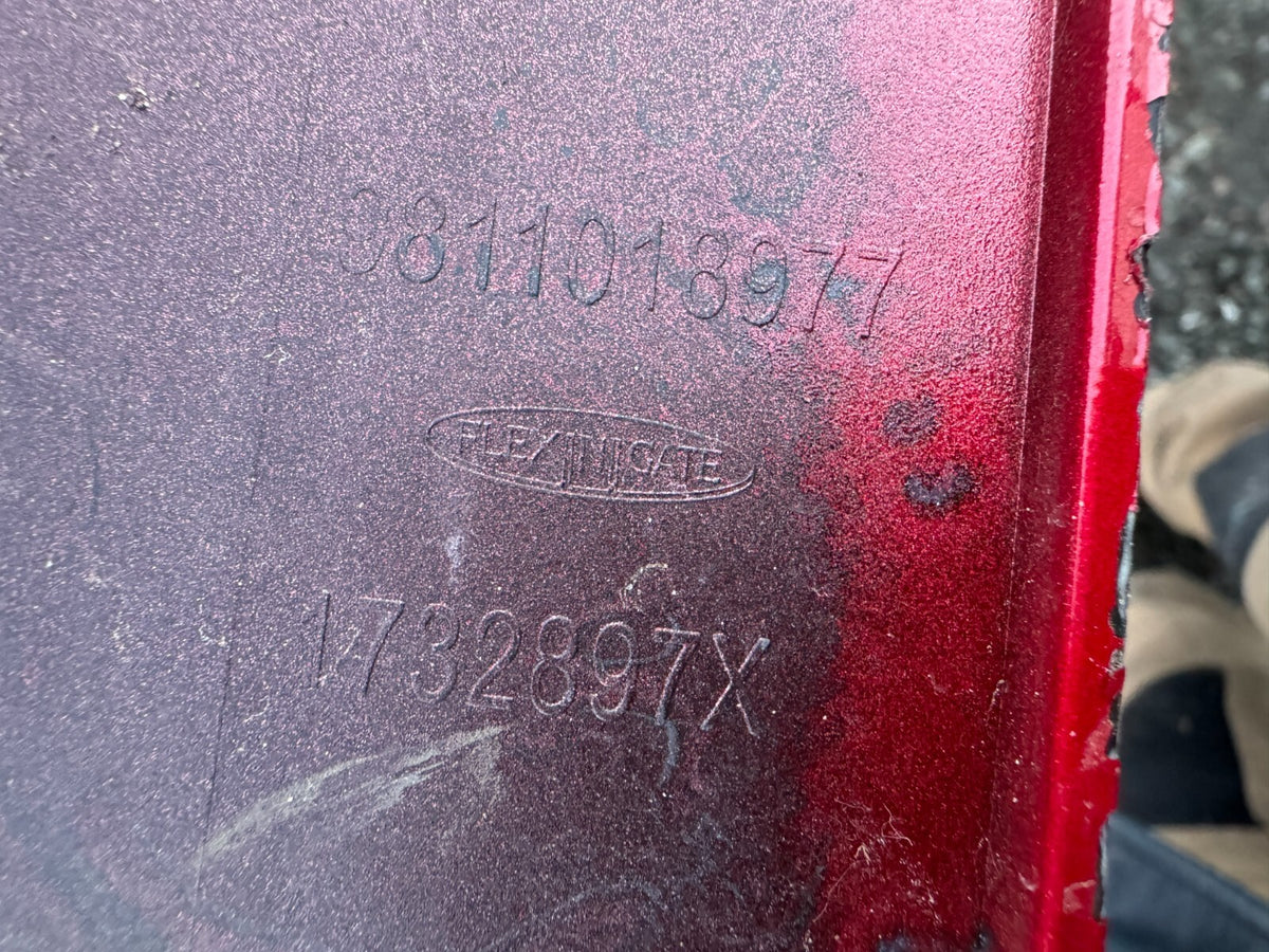 2021 GÓC CẢN SAU PHẢI PEUGEOT CHÍNH HÃNG 3008 9811018977