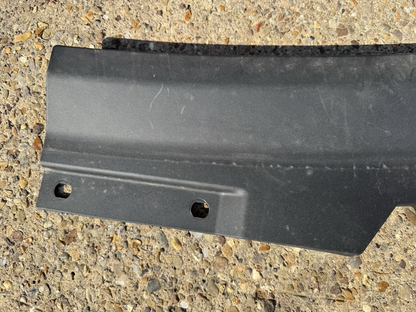 Land Rover Defender LH  wiper trim cover 110 2022 5.0 V8 L663 L8B2-021B57-BE