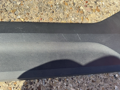 VOLVO XC40 536 Front Right Door Lower Molding 32409185 2.0 28791279