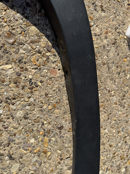 2006-2013 E70 BMW X5 REAR ARCH MOULDING RH SIDE 5 DOOR ESTATE 7158426