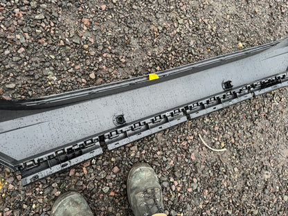 AUDI Q3 SE 83F 2020 ORIGINAL ke atas SUV 5 Pintu BUMPER BELAKANG Atas n/p 83F807511