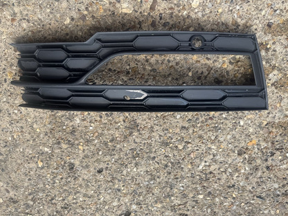 Skoda Octavia Front Bumper Left Side Grill 2020 On 5E3807681C Genuine