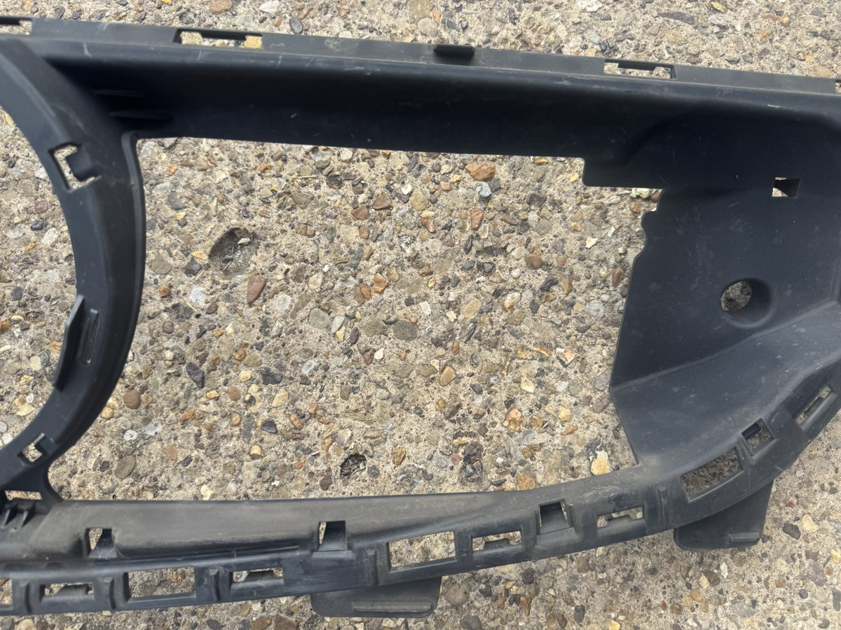 MERCEDES EQC N293 FRONT RADIATOR GRILL BRACKET GENUINE A2938884700