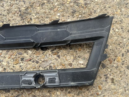 Skoda Octavia Front Bumper Left Side Grill 2020 On 5E3807681C Genuine