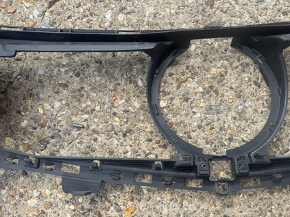MERCEDES EQC N293 FRONT RADIATOR GRILL BRACKET GENUINE A2938884700