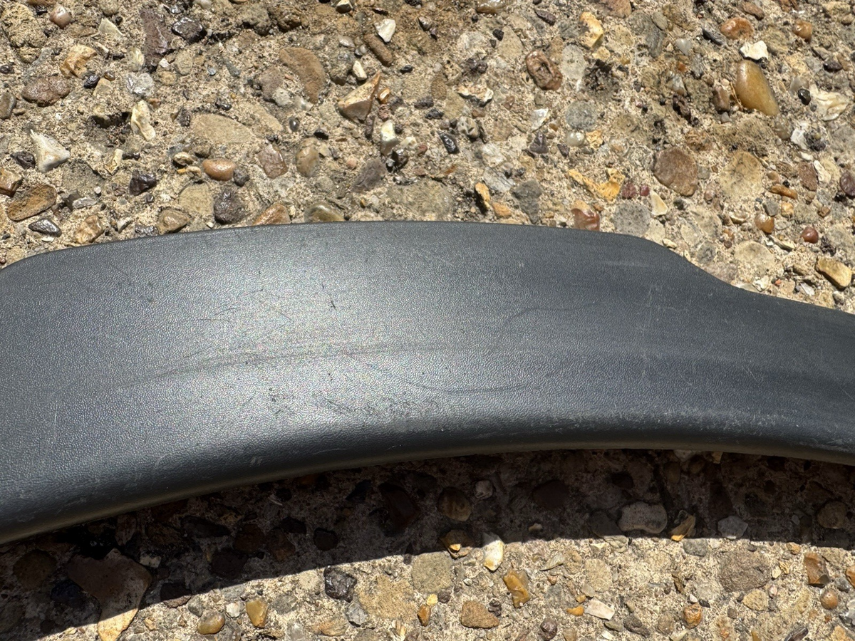 2017 LAND ROVER DISCOVERY L462 WHEEL ARCH TRIM MOULDING FRONT RIGHT HY3216A074AE