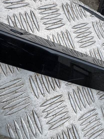 RANGE ROVER EVOQUE BUMPER TRIM PANEL STRIP REAR K8D217775AB L551 2019-2024