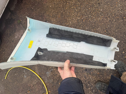 Range Rover L460 b pillar leather lower intermediate interior trim