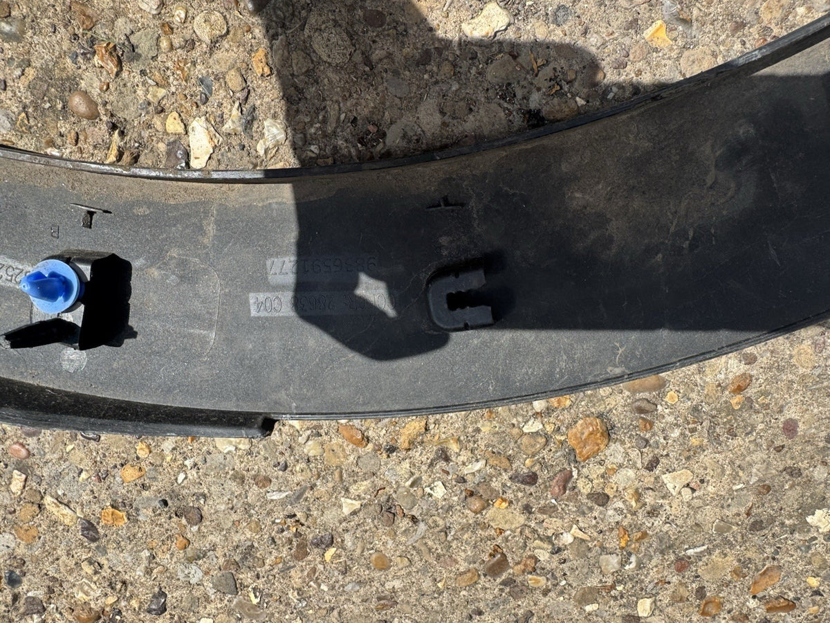 2018 PEUGEOT 3008 REAR LEFT SIDE WHEEL ARCH TRIM 9825289077 SCRATCHED