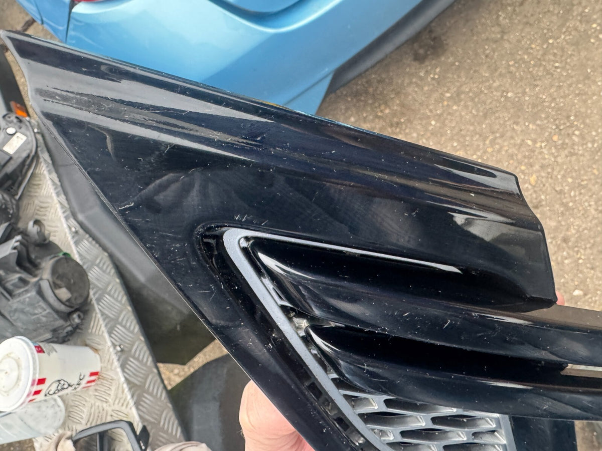RANGE ROVER SPORT 13-17 TRIM GRILL WING KIRI ORIGINAL DK62280B11AC