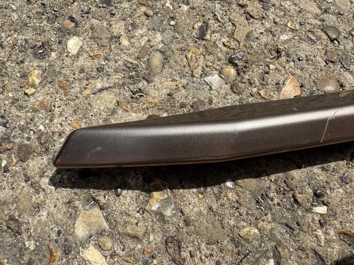 GENUINE RANGE ROVER EVOQUE L551 FRONT BUMPER LEFT TRIM K8D2-75019-AB