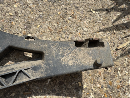 JAGUAR XE X760 REAR BUMPER MOUNT BRACKET LEFT PASSENGER SIDE 2015 GX73-17A882-AA