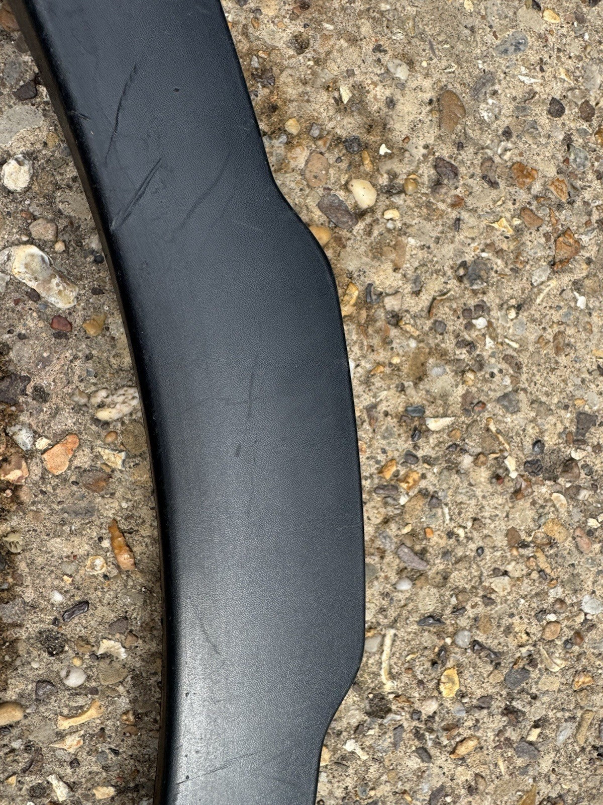 RANGE ROVER EVOQUE WHEEL ARCH TRIM REAR LEFT BJ32-290E23