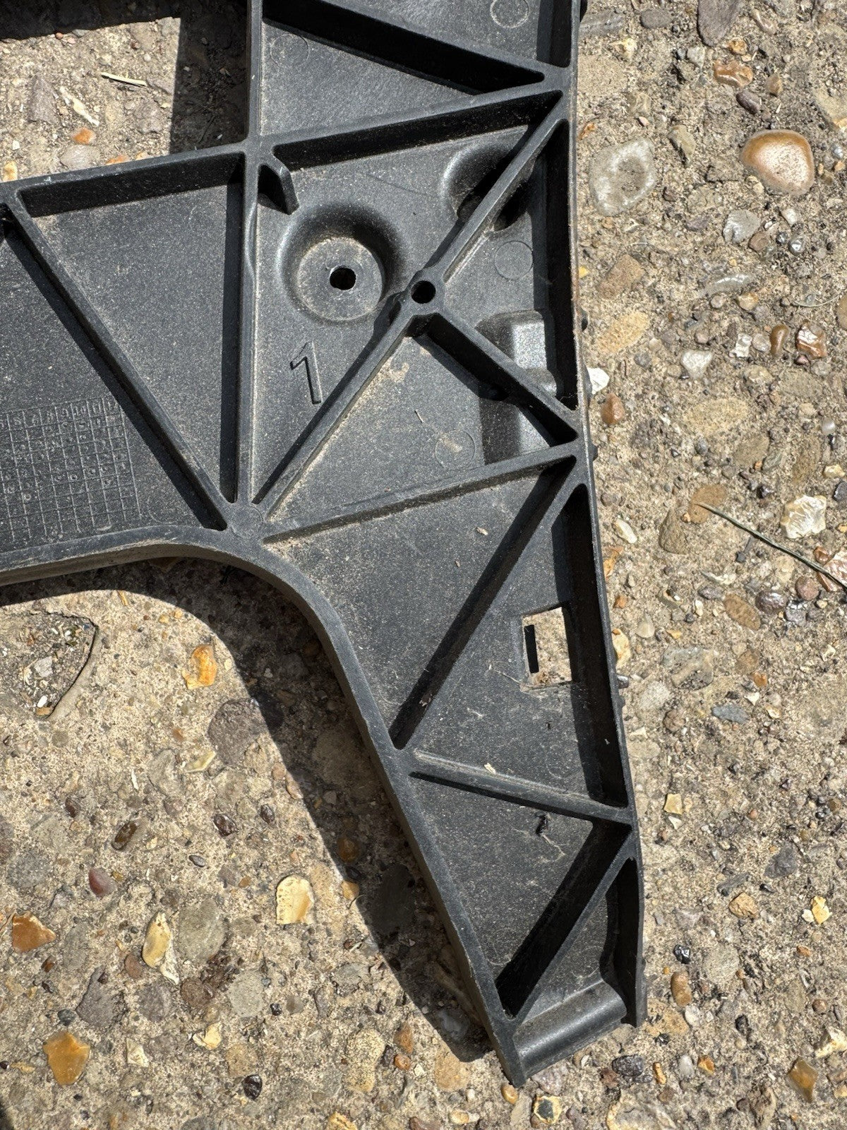 Audi RS4 B8 Rear Bumper Bracket Right O/S Carrier Holder Mount 8K9807454D
