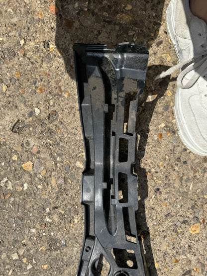 Mercedes W205 C 2016 RHD Stoßstangenhalter hinten rechts A2058801802 14441431