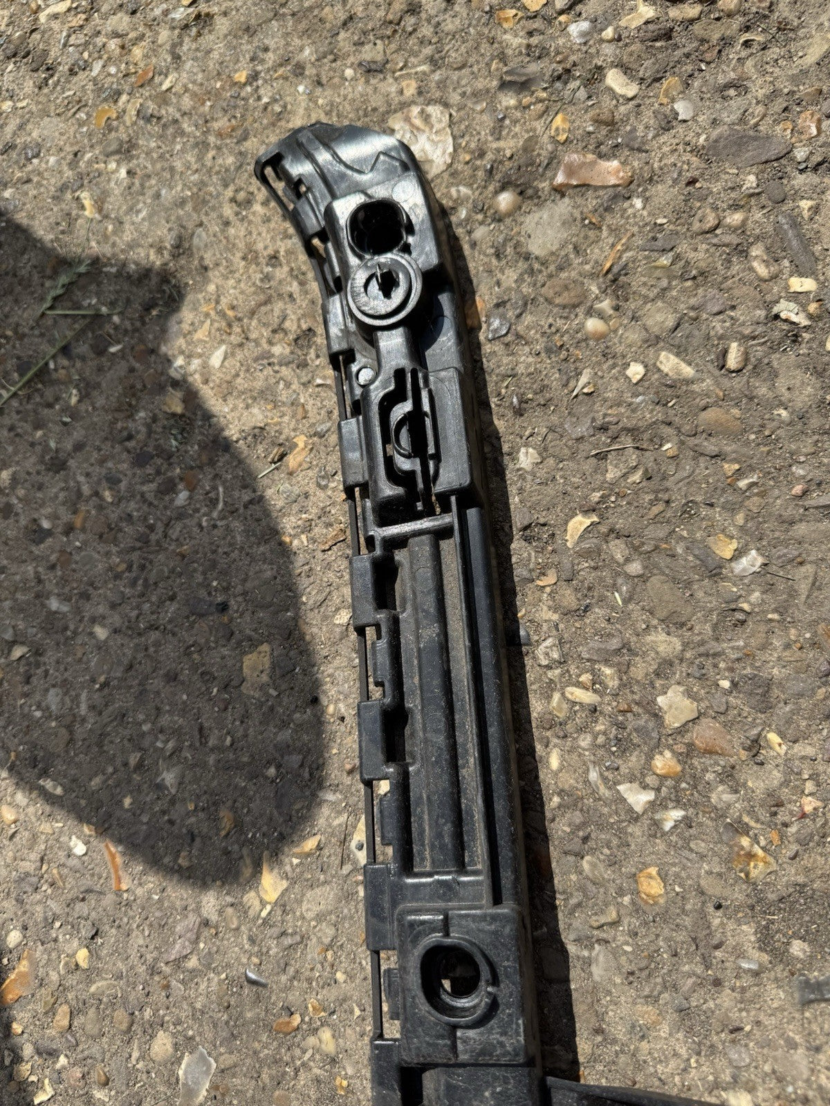 Mercedes W205 C 2016 RHD Stoßstangenhalter hinten rechts A2058801802 14441431