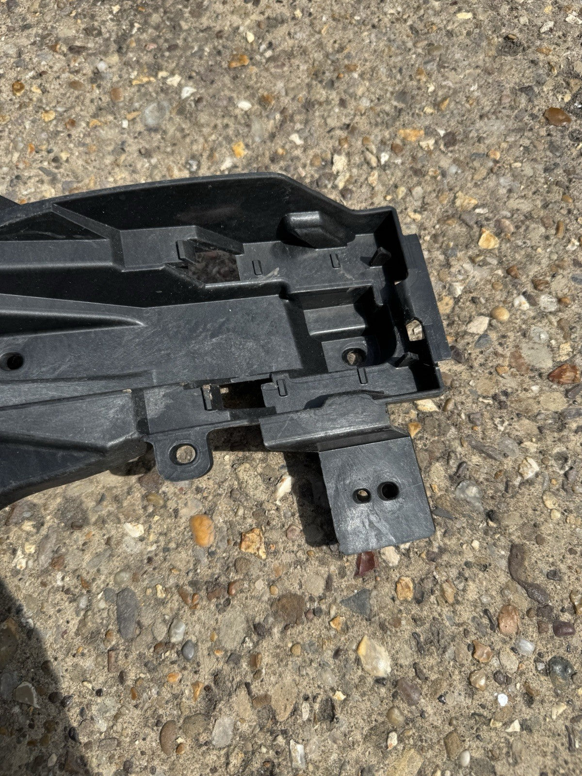 VOLVO Xc40 Pro T5 2020 Bumper Bracket Left Side Rear 32227484