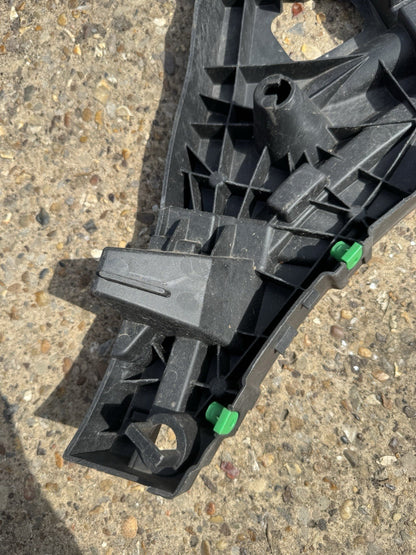 VOLVO Xc40 Pro T5 2020 Bumper Bracket Left Side Rear 32227484