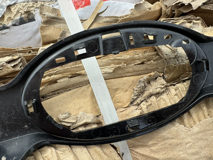 Trim Strip Emblem Kisi-Kisi Bumper Depan Untuk Land Rover Defender L8B2-8L001