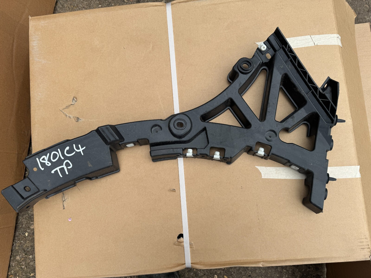 2021 JAGUAR I-PACE X590 LEFT REAR BUMPER BRACKET  J9D317B931A