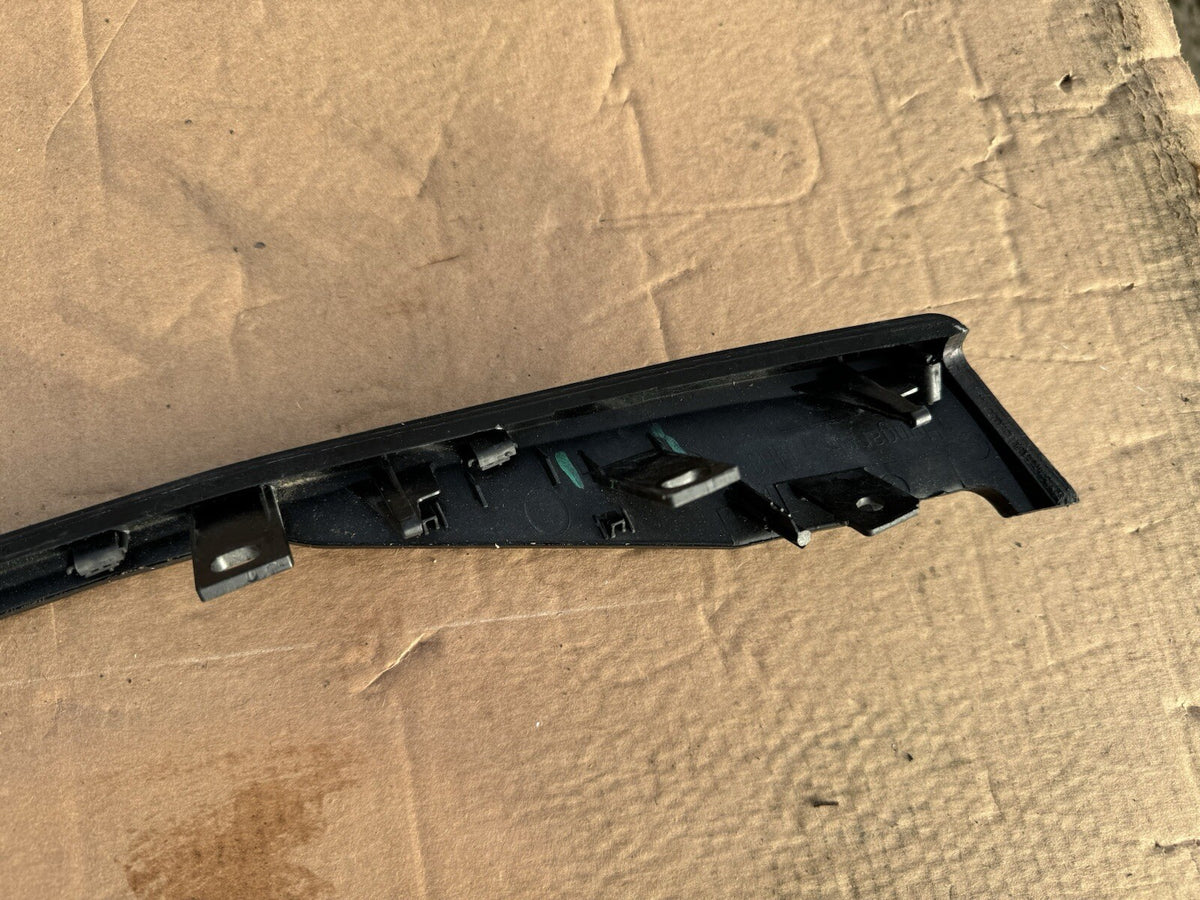 Strip Trim Dasbor 4M8853190J RQ8 Audi Q7 Q8 RSQ8 Original