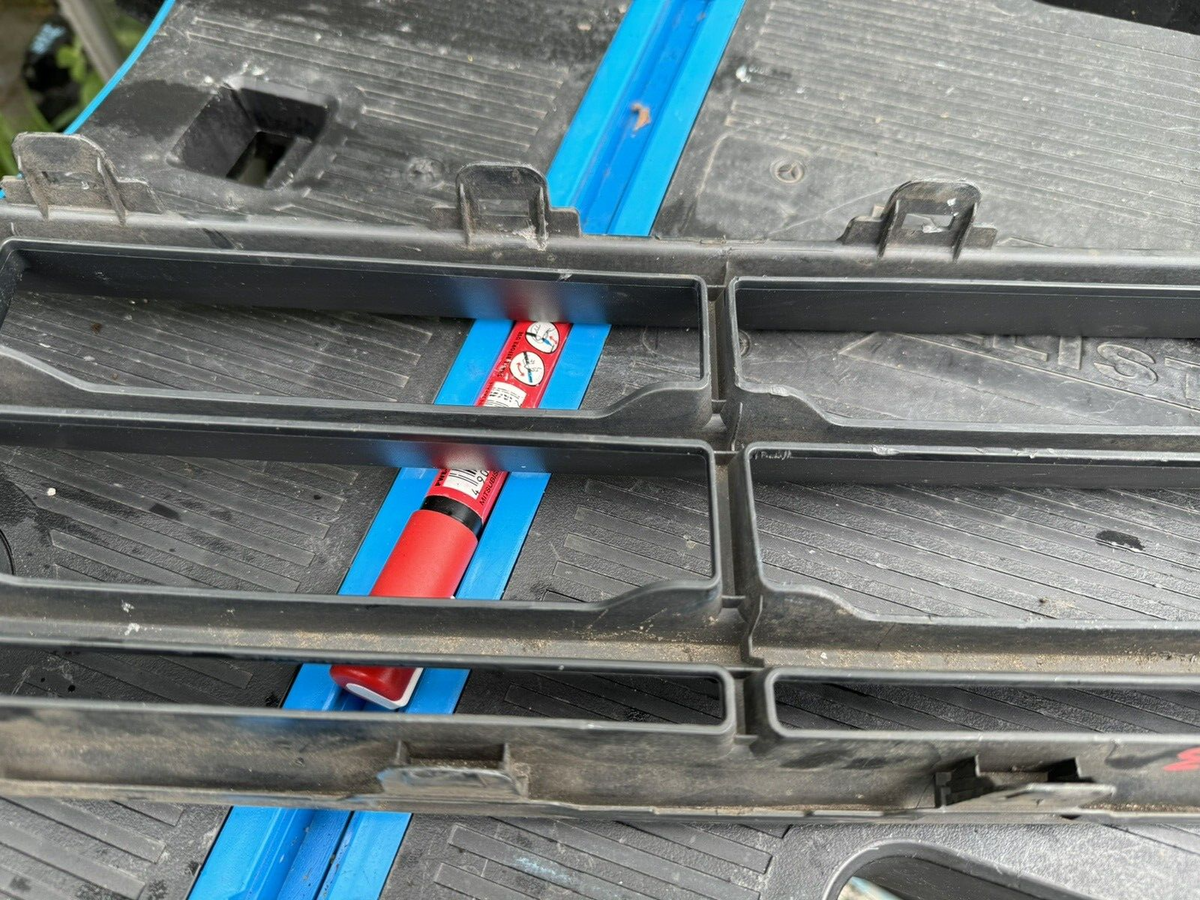GENUINE Mitsubishi 2015 ke atas Grill Bawah Bumper 6402A431