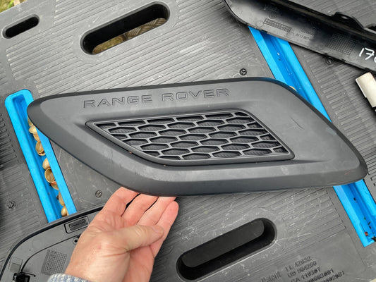Range Rover Sport L494 14-AIR ช่องลม DK6216C629
