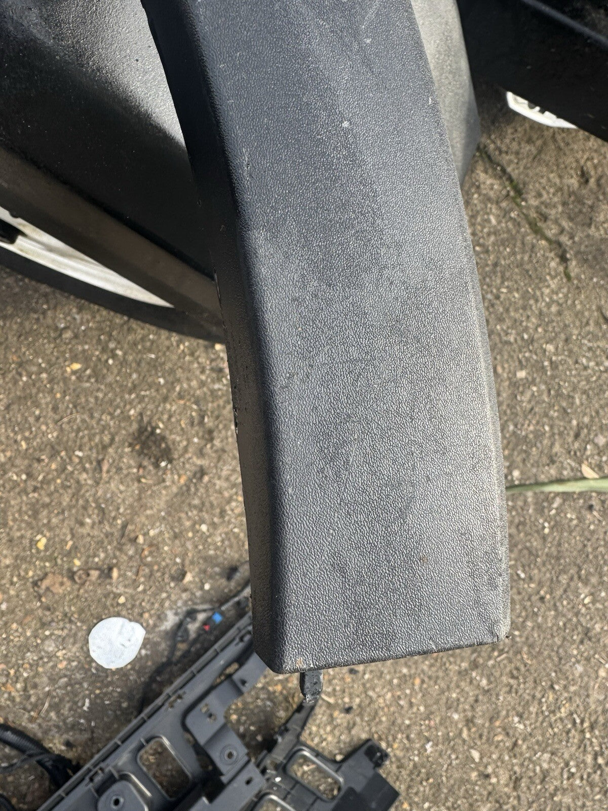 VOLVO XC40 WHEEL ARCH WING TRIM REAR LEFT 31448328 2016