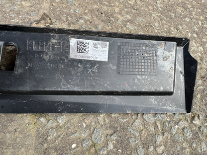 GENUINE LAND ROVER RANGE ROVER VELAR L560 DEFLEKTOR UDARA GRILL DEPAN LR152433