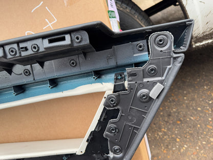 Land Rover Discovery Sport L550 左側門內襯板 2014 - 2024