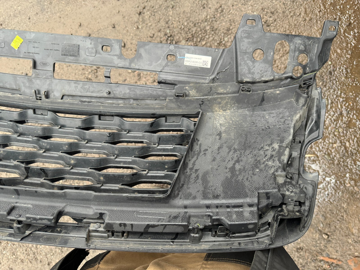 MAIN GRILLE 2022 LAND ROVER VELAR (L560) LR143275 M8A2-8200-CC Damage