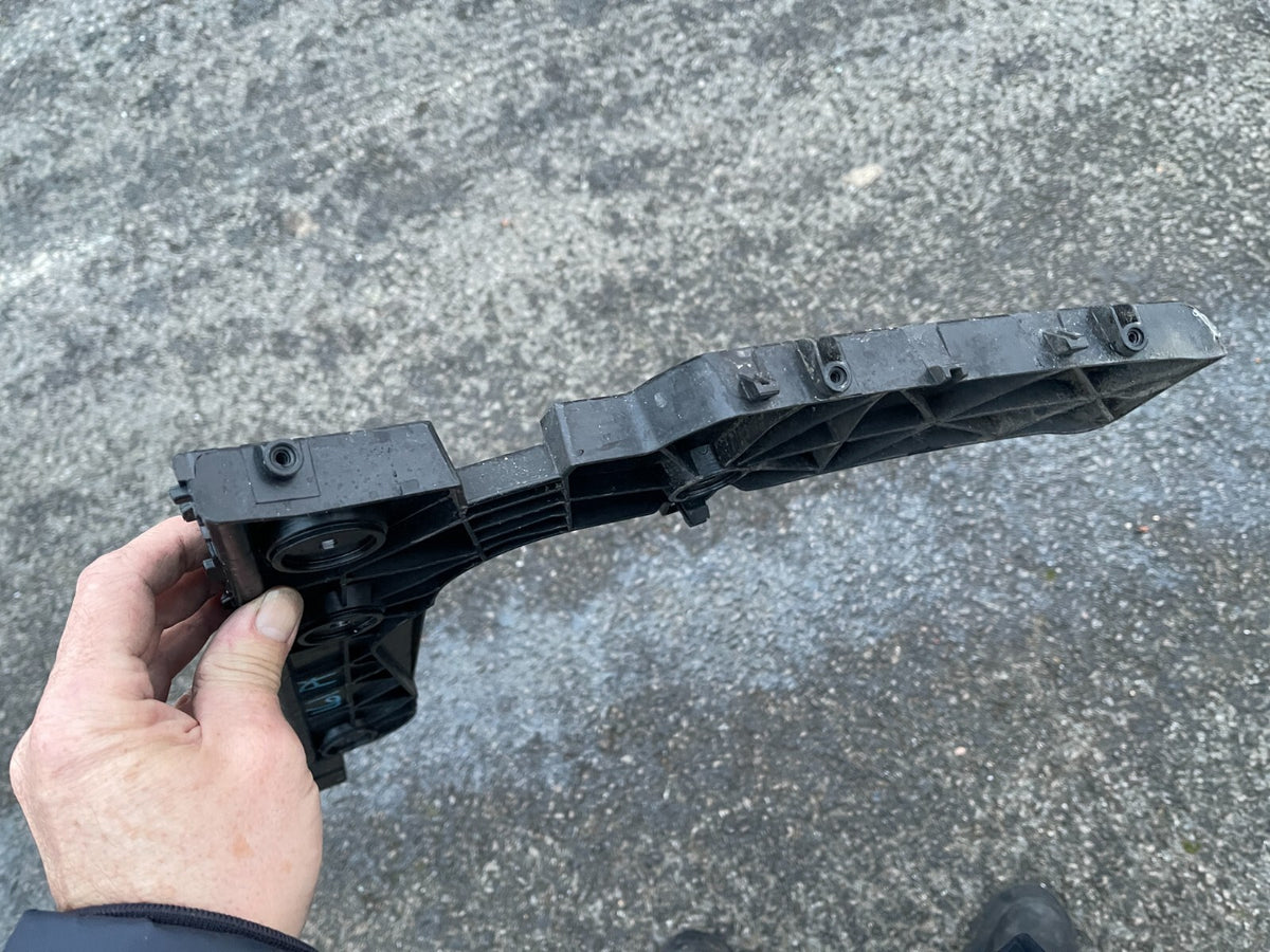 2022 Audi A6 / S6 C8 NSR LEFT Rear Bumper Bracket 4K5807453