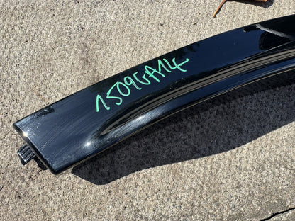 LAND ROVER DEFENDER L663 2025 FRONT RIGHT WHEEL ARCH TRIM GLOSS S8BM-16A074-A