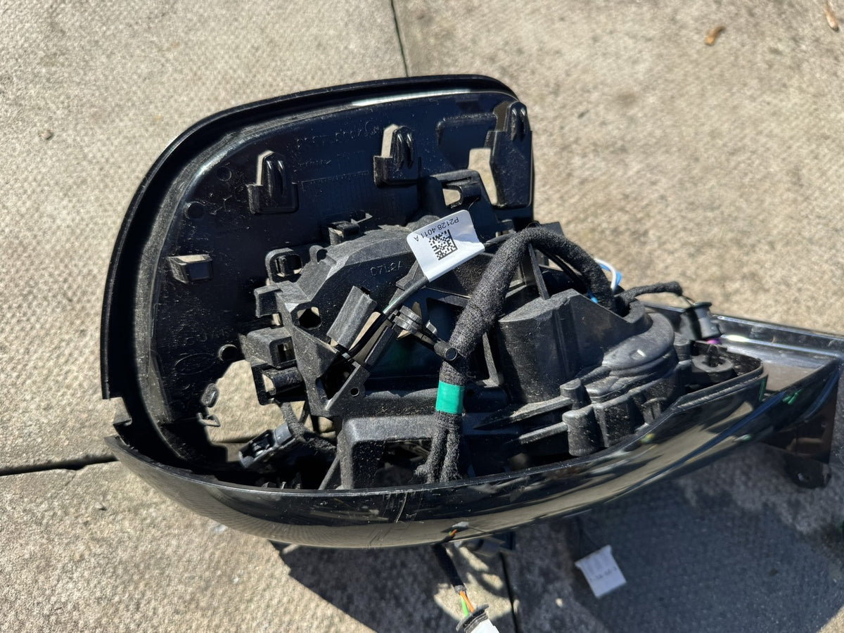 RANGE ROVER SPORT L461 LEFT DOOR MIRROR BODY S9X2-17682-ABC SPARES OR REPAIR