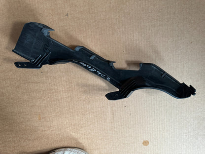 M10 shoe headlight bracket left Volvo xc60 11480190450