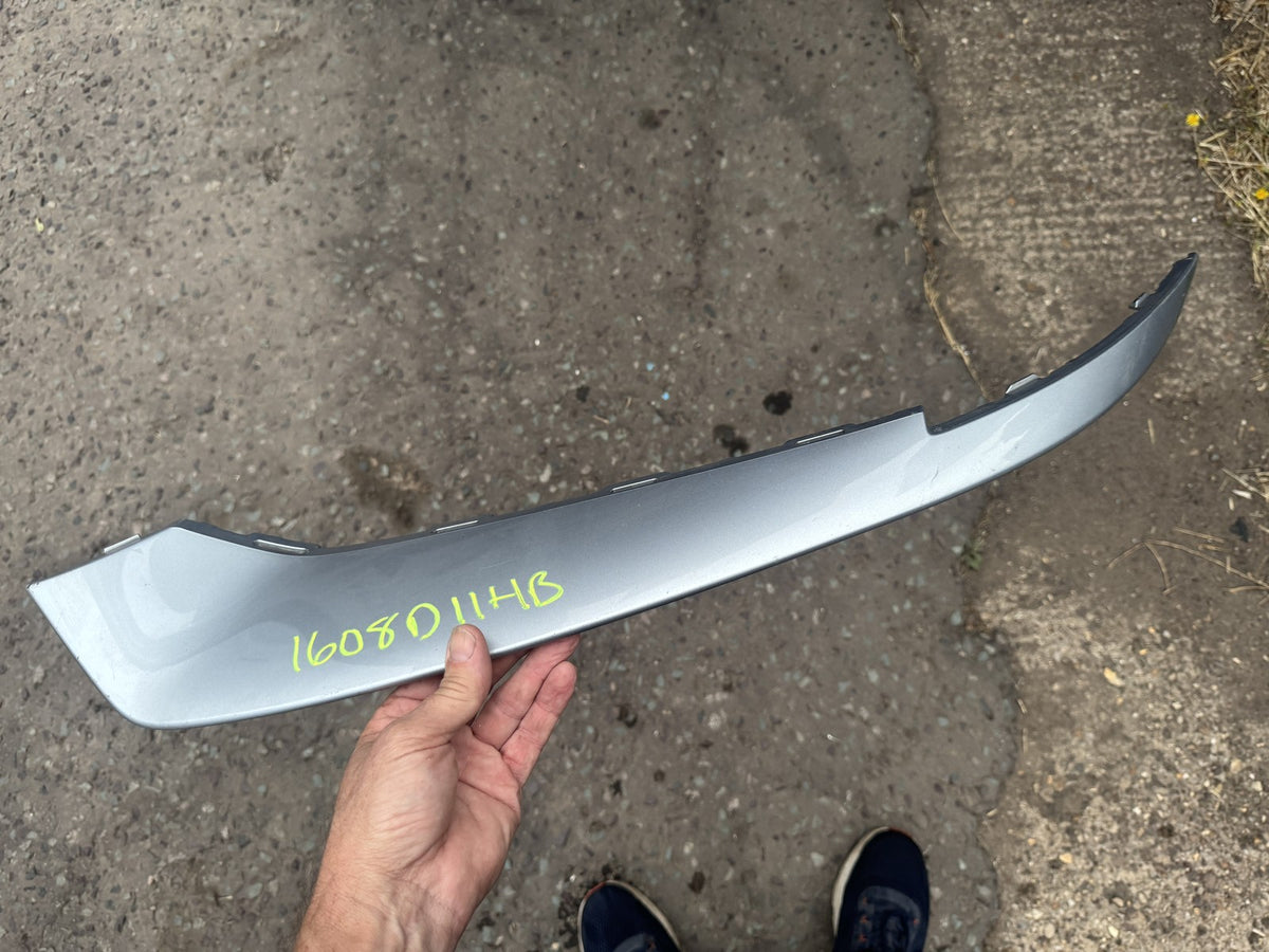 GENUINE PORSCHE TAYCAN 9J FRONT LEFT BUMPER SPOILER TRIM 9J1807819 2020-ON