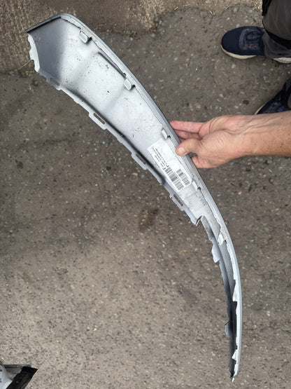 GENUINE PORSCHE TAYCAN 9J FRONT LEFT BUMPER SPOILER TRIM 9J1807819 2020-ON