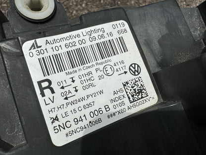 VOLKSWAGEN TIGUAN MK2 2016 HALOGEN HEADLIGHT FRONT RIGHT 5NC941006B