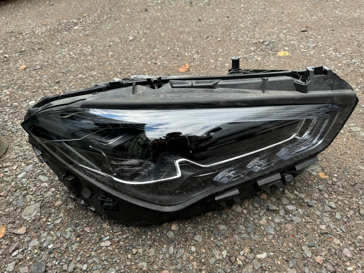 2023 MERCEDES CLA W118 2019-ON RIGHT HEADLIGHT A1189061601 DAMAGED
