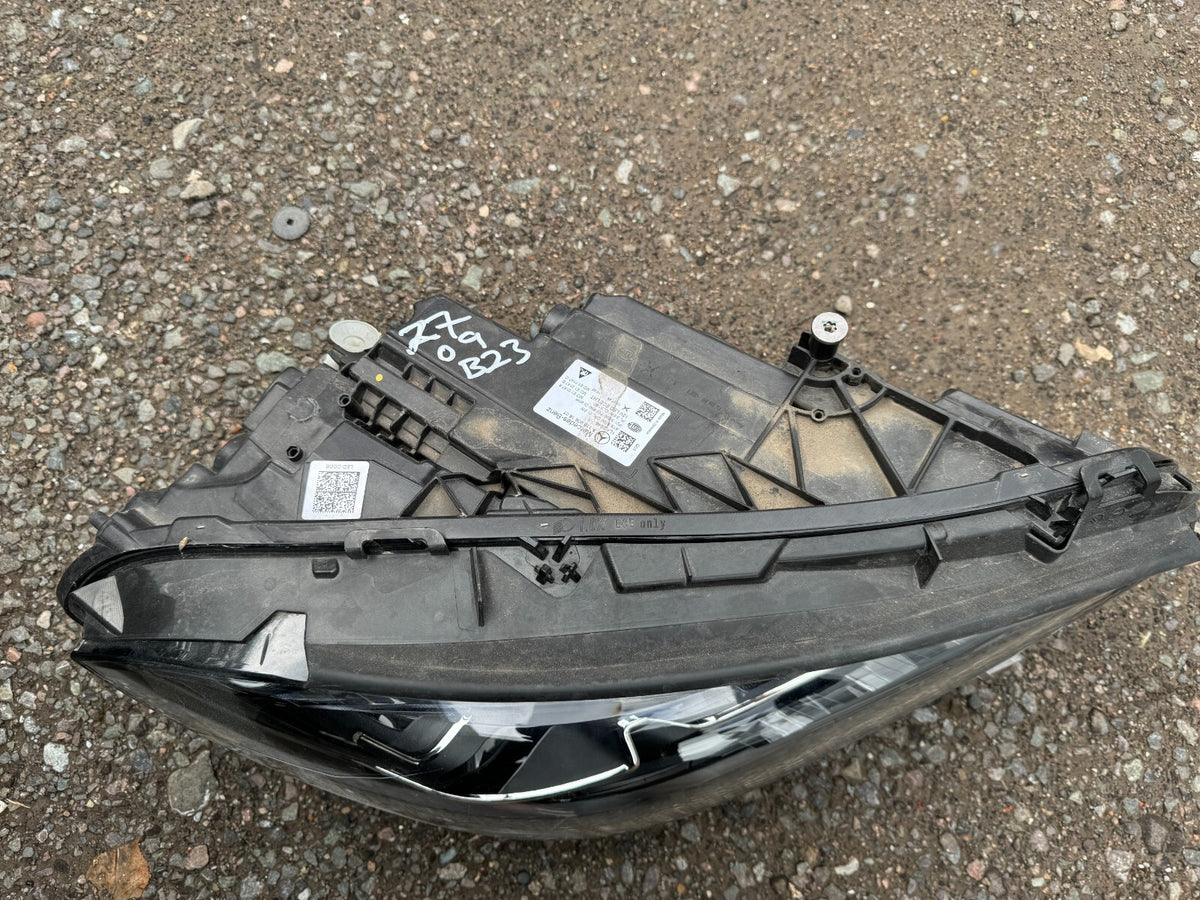2023 MERCEDES CLA W118 2019-ON RIGHT HEADLIGHT A1189061601 DAMAGED