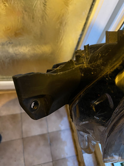 CITROEN DS3 09-16 HEADLIGHT RIGHT - LENS NEEDS POLISH