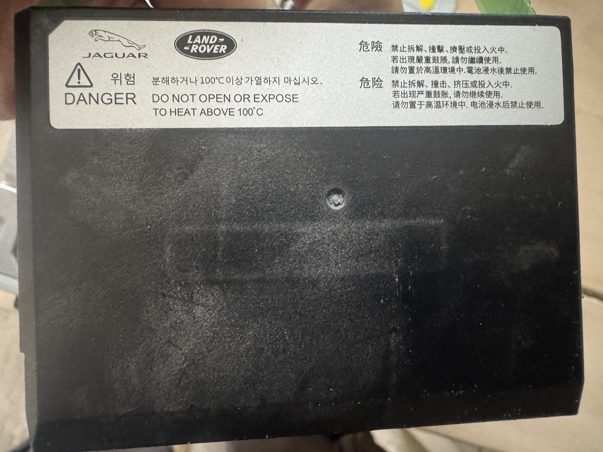 GENUINE LAND ROVER DEFENDER L663 2020-2026 INFOTAINMENT UNIT N8B2-19L300-PH