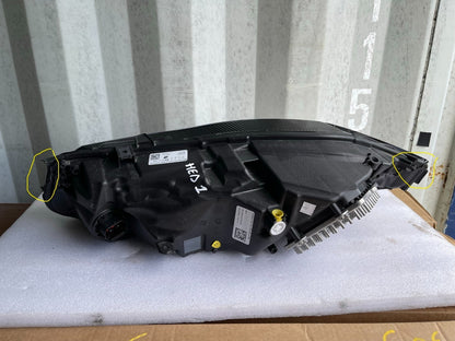 2022 原廠 Jaguar F-Pace/XF X260 LED 頭燈 右側 MK8313W029AC 有損壞