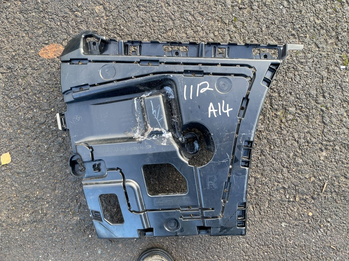BMW 4 SERIES F32 F33 F36 M-SPORT 後保桿側固定架 右 7428732