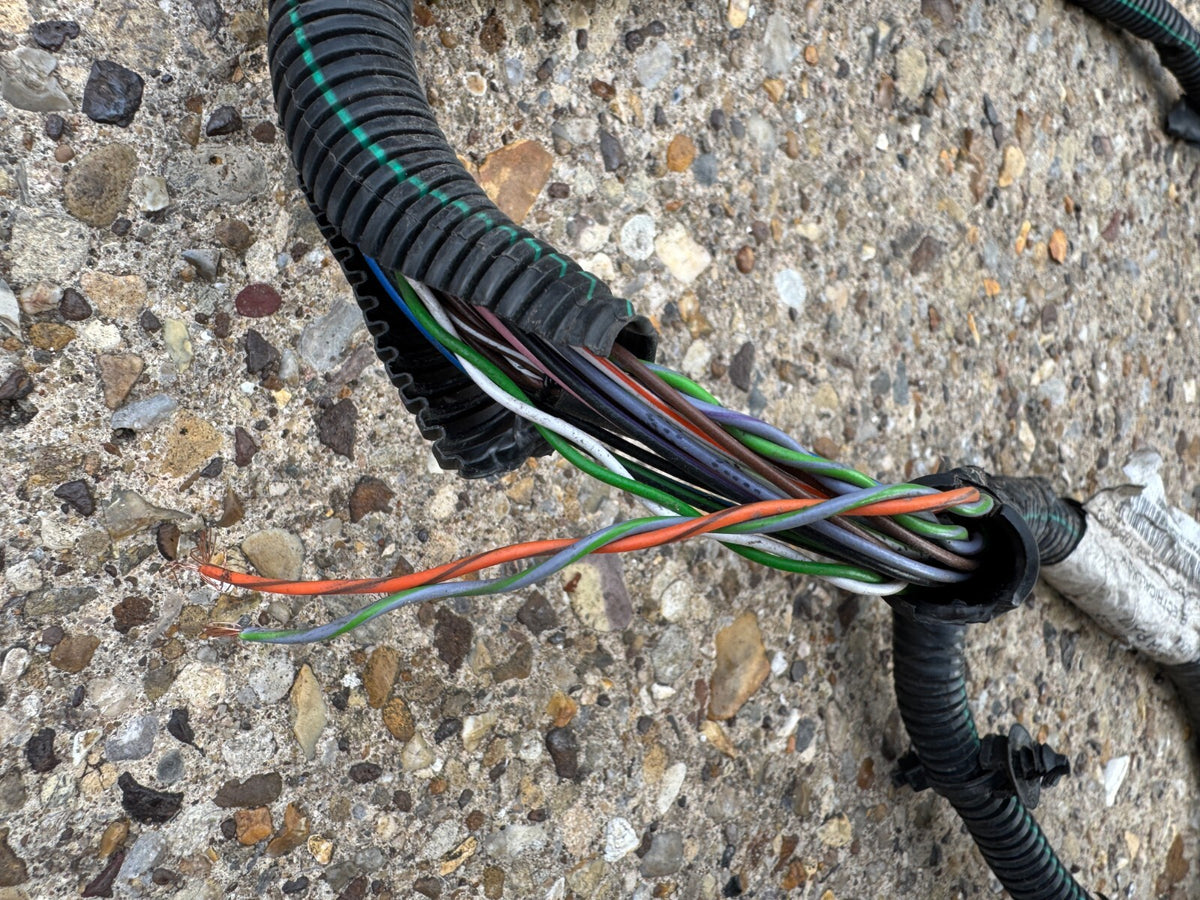 VOLVO S60/V90/S90 Front Bumper Wiring Harness 32311903 Damaged GENUINE