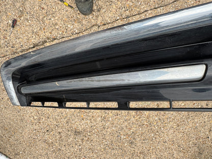 Ford Kuga Mk2 Centre Front Bumper Grille Centre 2012 13 14 15 16 17 18 19