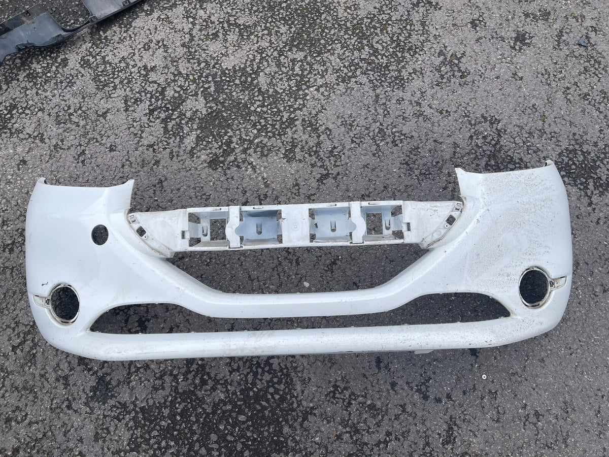 Peugeot 208 2012 至 2015 原廠 前保桿 PN:9672794477