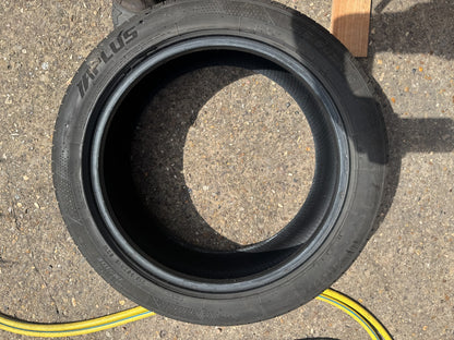 최신 2023 215 50 18 92W APLUS A610 5mm 잔존 중고 타이어 익일 배송